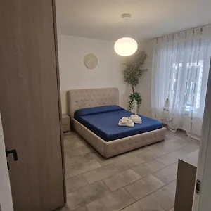 Costa Apartament Livorno